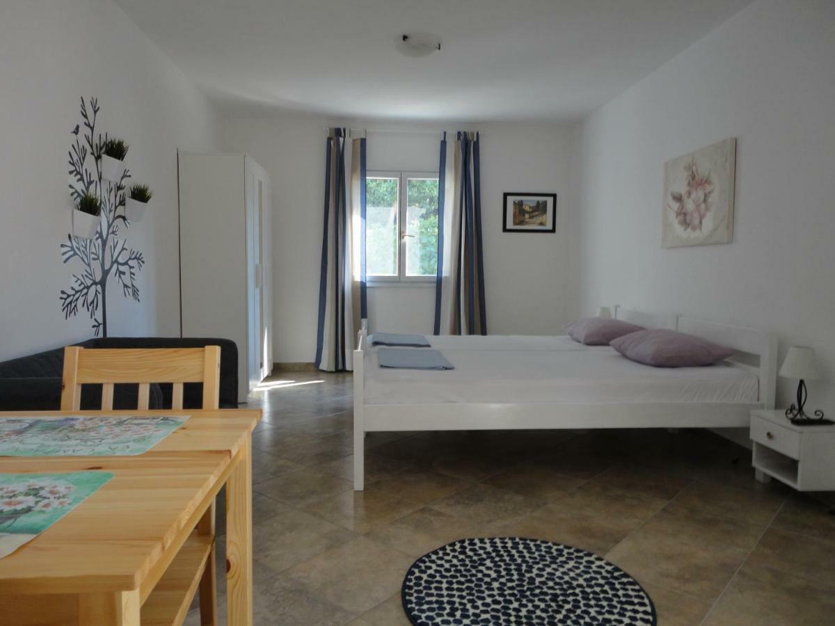Apartment Rados Нин Экстерьер фото
